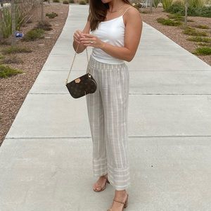 Oversized Crop Linen Pant